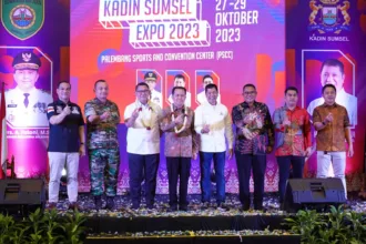 Agus fatoni membuka acara kadin expo 2023