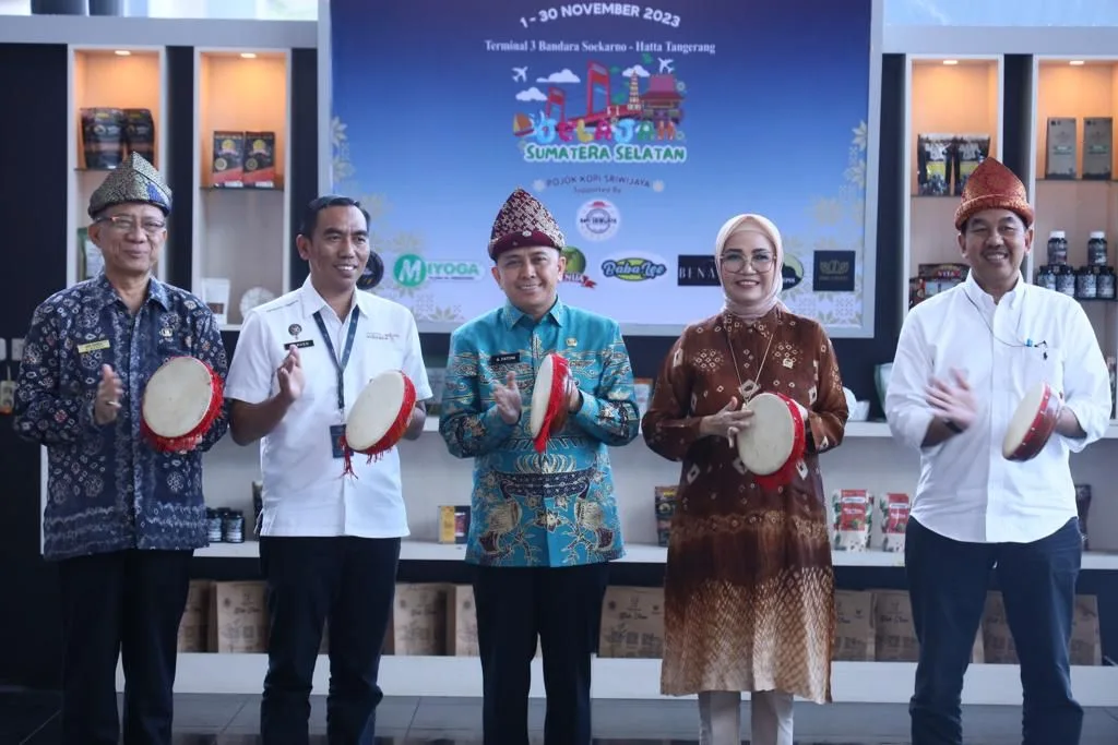 Agus Fatoni Buka Pameran Jelajah Sumatera Selatan di Bandara Soetta