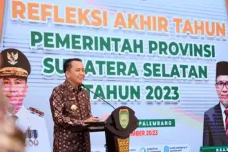 Penjabat (Pj) Gubernur Sumsel Agus Fatoni dalam kegiatan ‘Refleksi Capaian Kinerja Pembangunan Provinsi Sumsel Tahun 2023’ yang digelar di Griya Agung Palembang, Sumatera Selatan, Minggu (31/12/2023).