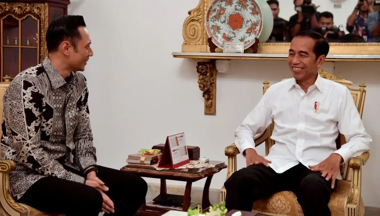 Foto: Agus Harimurti Yudhoyono saat bertemu Presiden RI Joko Widodo di Istana Negara (Rusman - Biro Pers Sekretariat Presiden)